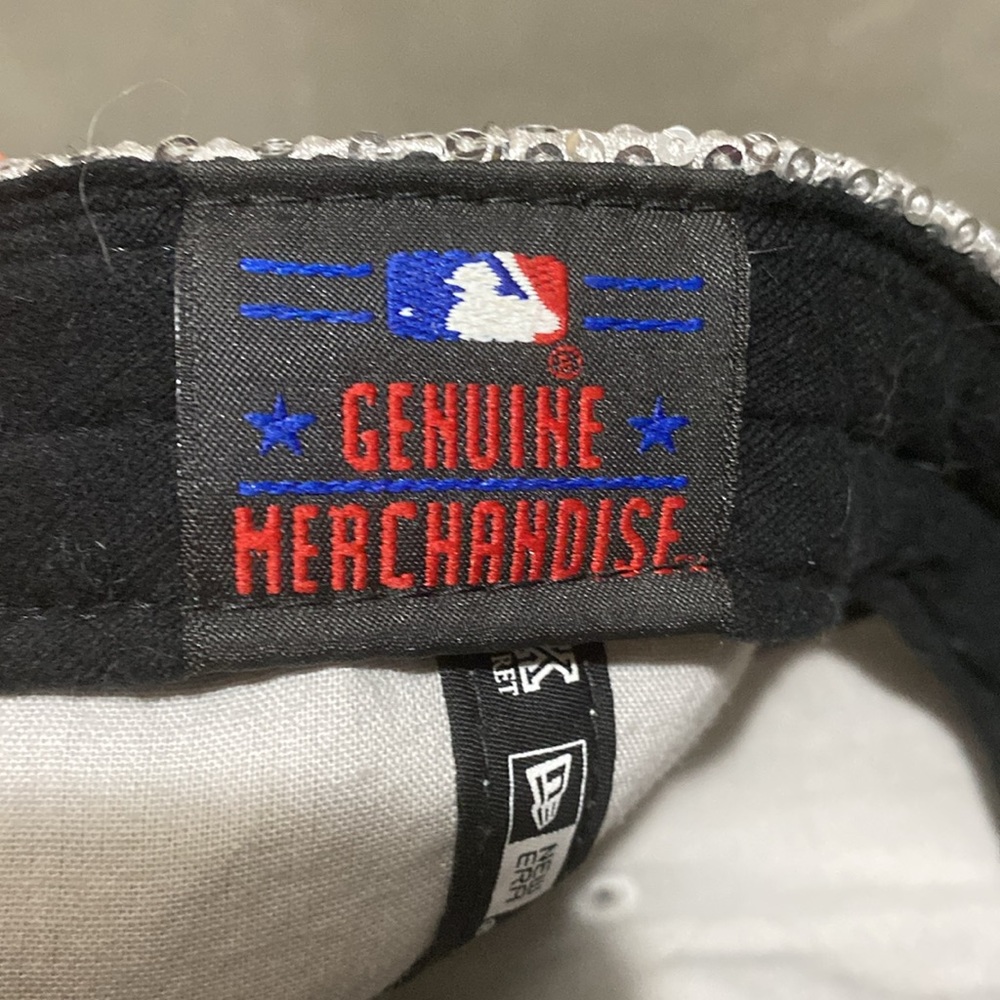 New York Yankees Bling Sequined Hat - Picture 8 of 8